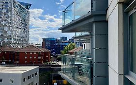 Holliday Street Apartments - One Bedroom - Stunning Balcony